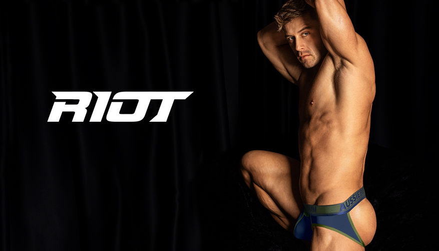 Riot Jock Navy Lifestyle Image