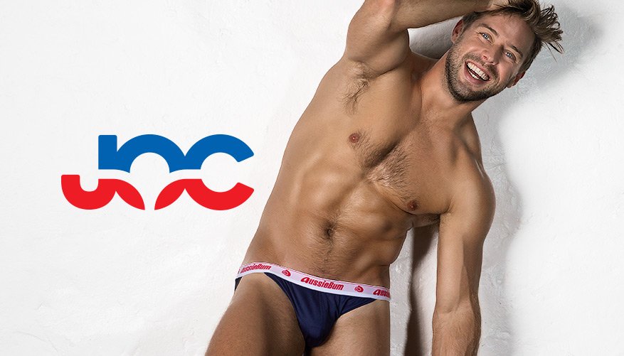 Joc Navy Lifestyle Image