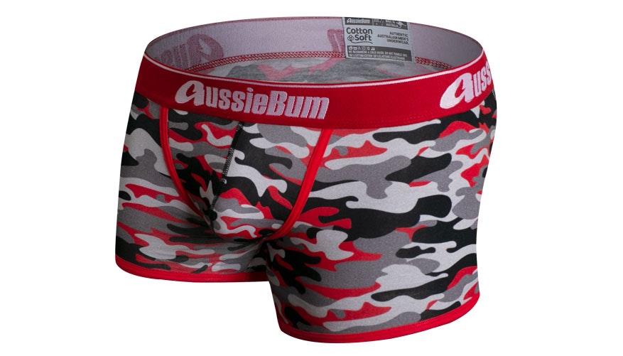 CottonSoft Camo Red Lifestyle Image